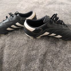 Soccer cleats - M Size 8.5