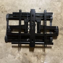 Wall Mount TV “black”