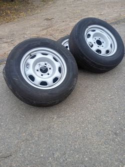 Tires and Rims / 245 / 70 R 17