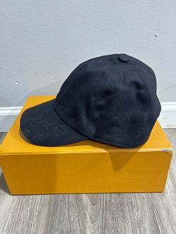 Louie Essentials Cap Black Large New