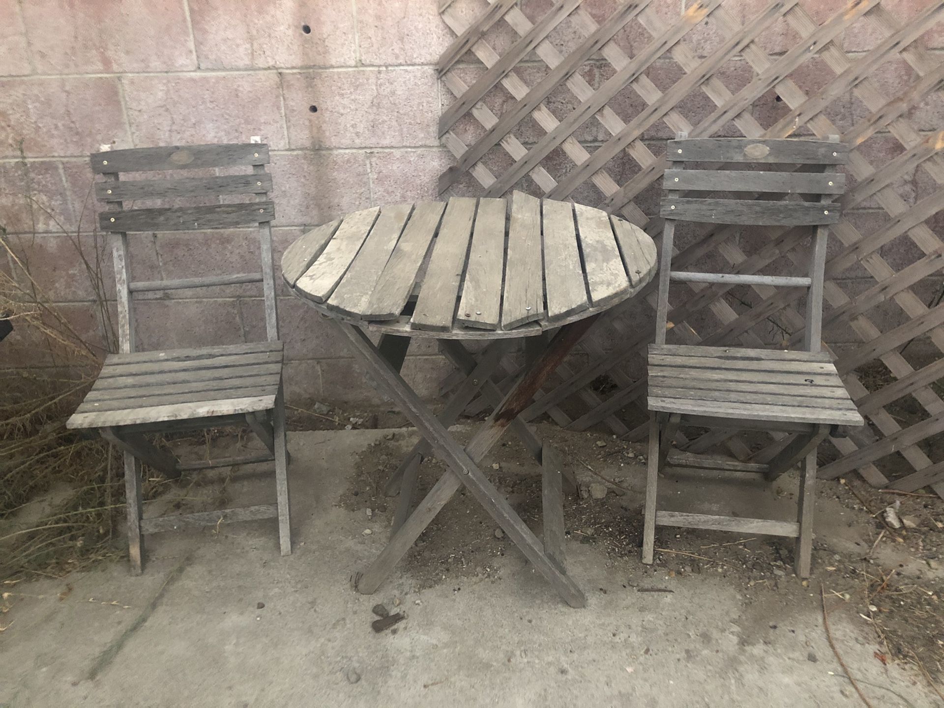 Free bistro set