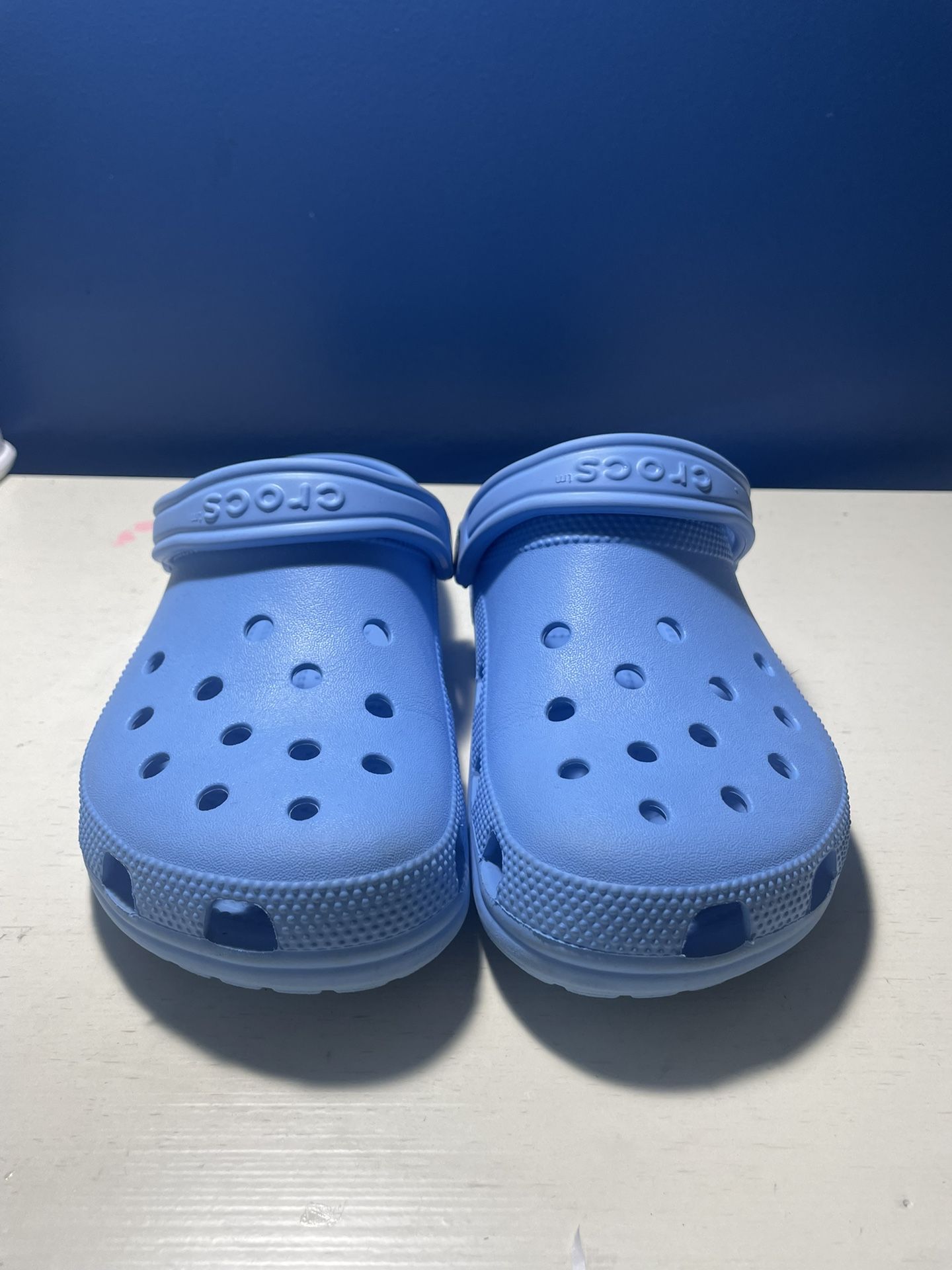 Crocs Blue Size 7 Mens/ Womens 9