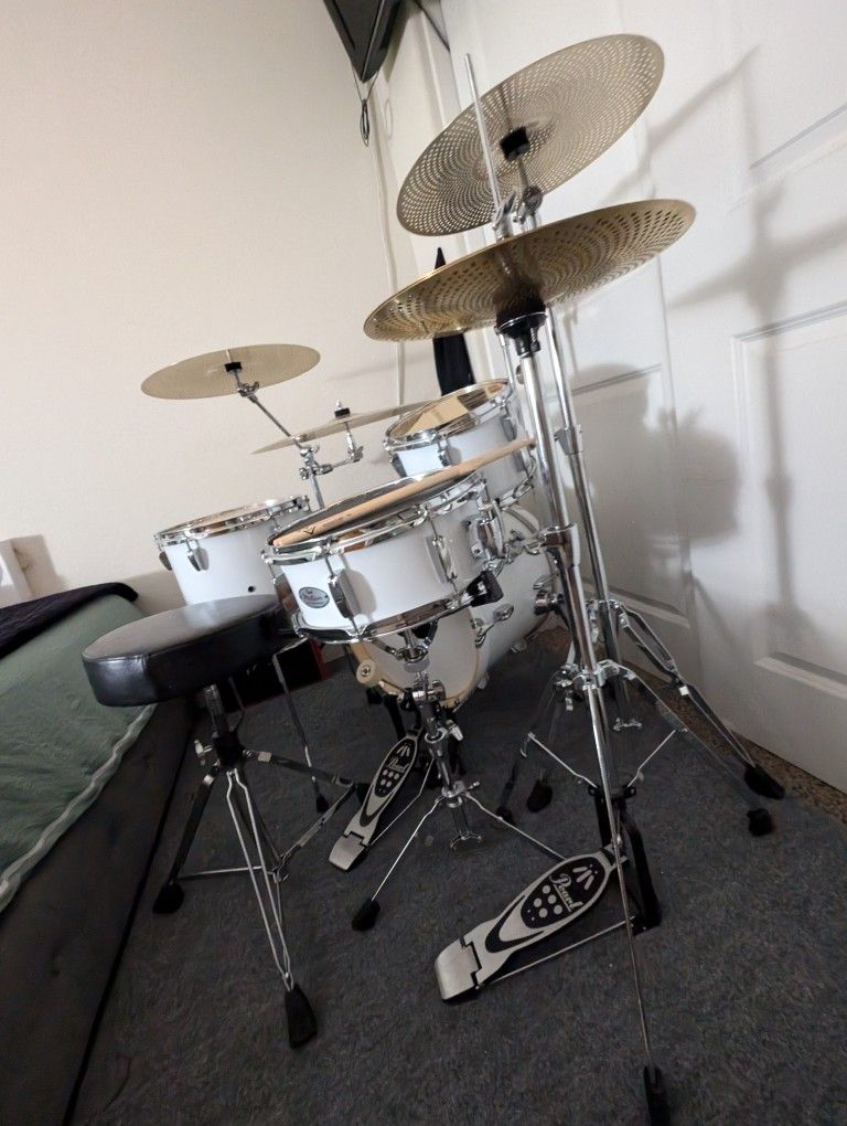 Pearl Mid Town Set (Pending Pickup)