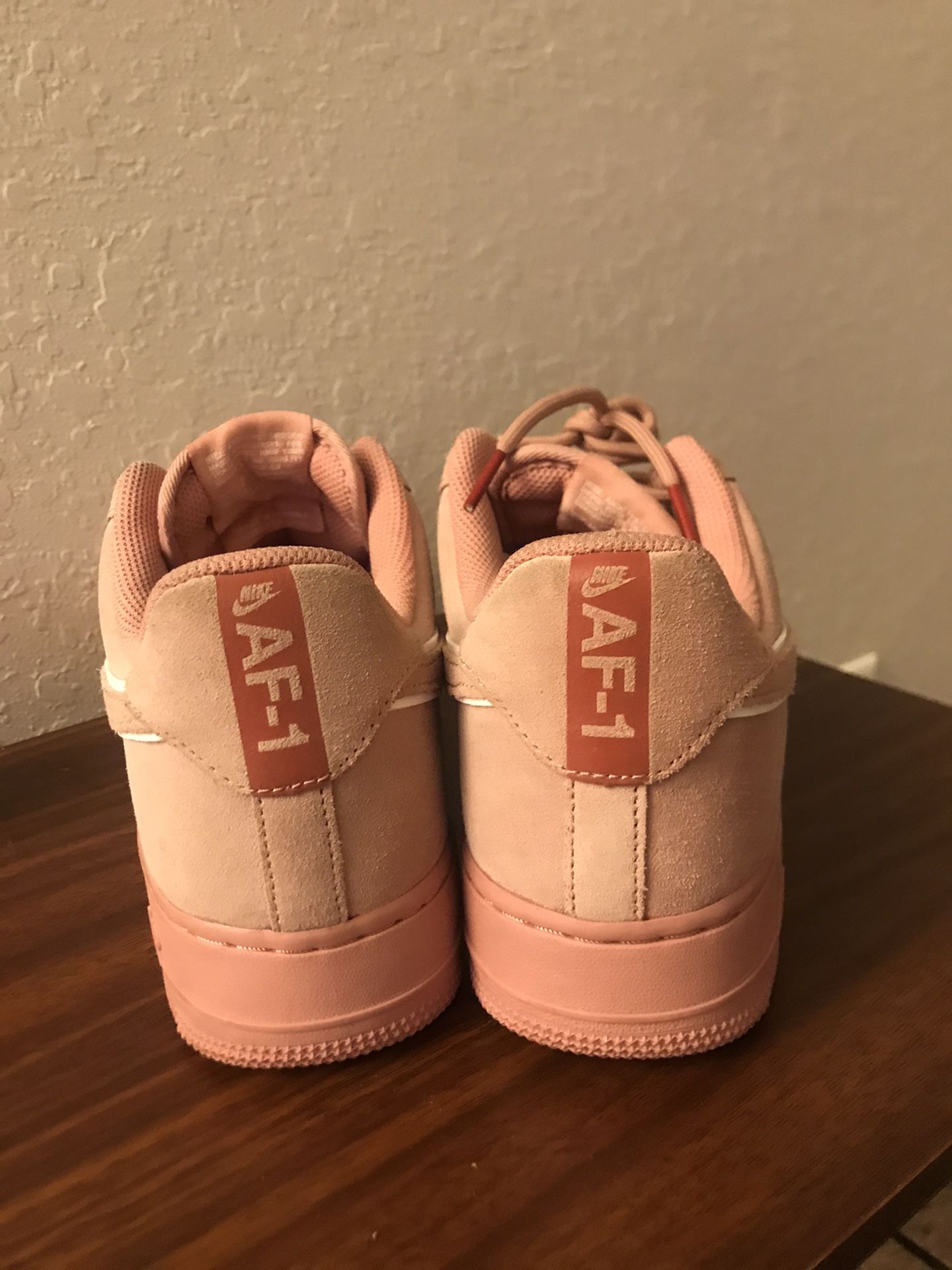 Air Force '07 LV8 Suede 'Red Stardust'