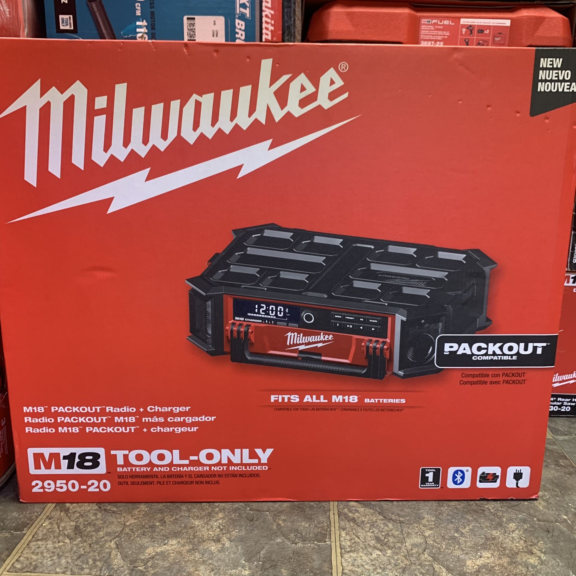 Milwaukee New Radio Bluetooth Speaker Packout 18M Charger