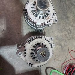 Two Nissan Altima 2002 Alternators.