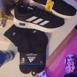 Adidas Cloudfoam Running Shoes & Socks