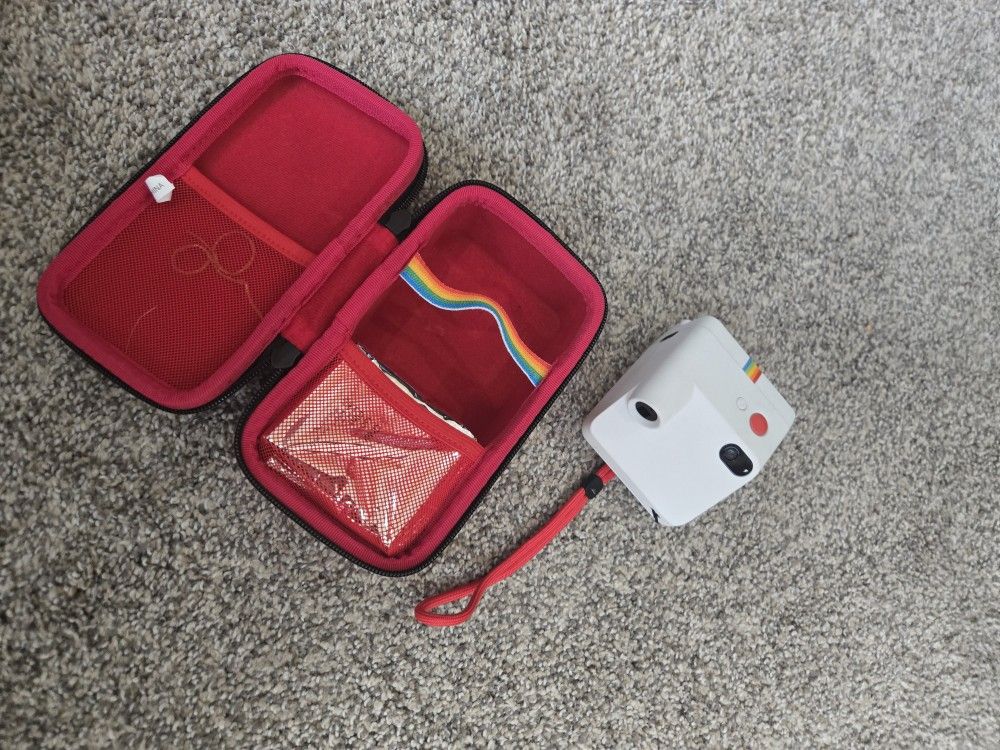Polaroid Go Instant Mini Camera