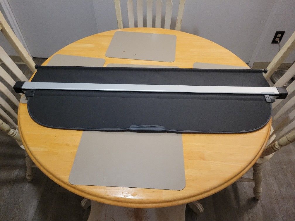 Subaru Outback Retractable Trunk Cover.