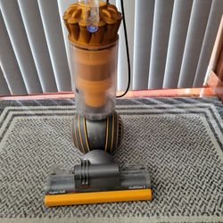 Dyson Ball Multi Floor 2 Upright Vacuum Cleaner With Attachments