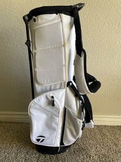 **LIKE NEW Taylormade FlexTech 4 Way Stand  Bag!**
