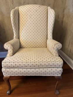 ‼️Two chairs ‼️