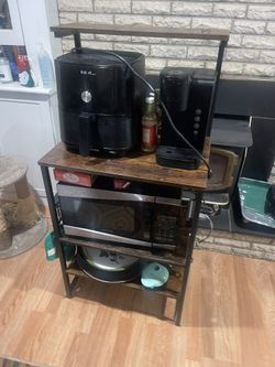 Used Bakers Rack