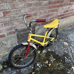 Vintage Schwinn one owner stingray, pixie bike banana seat bicycle Original Pedals