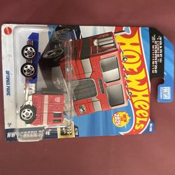 Hot Wheels Transformers Optimus Prime HW Screen Time 104/250 NEW 2025