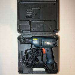 Black and Decker DR220 Corded 3/8" Variable Speed Drill with Case