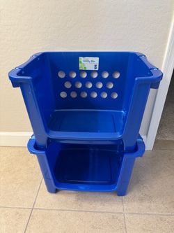 sterilite stacking utility bin