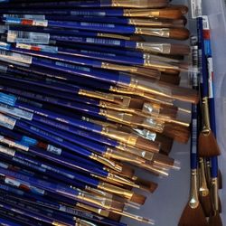 Tons Of Art Supplies Make Offers For Anything Your Interested In Oil Acrylic Watercolors Watercolor Paint Tubes Brushes Sable Artist Supplies Painting