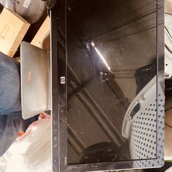 Hp And Dell Computer Monitor 