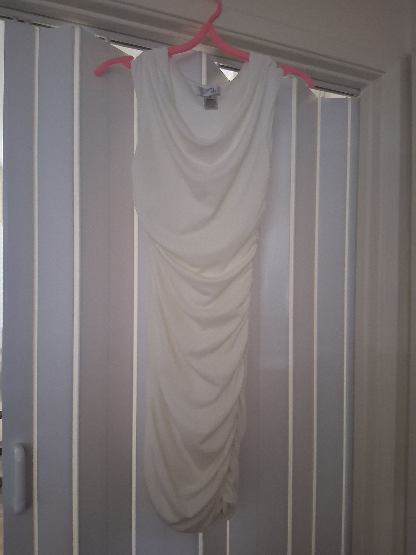 WHITE DRESS