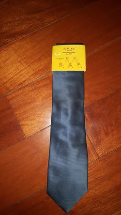 L R Seta tie