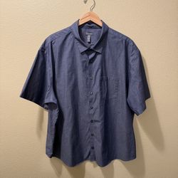 Men’s 2XL 19-19.5 Van Heusen Blue Short Sleeve Button Up Shirt