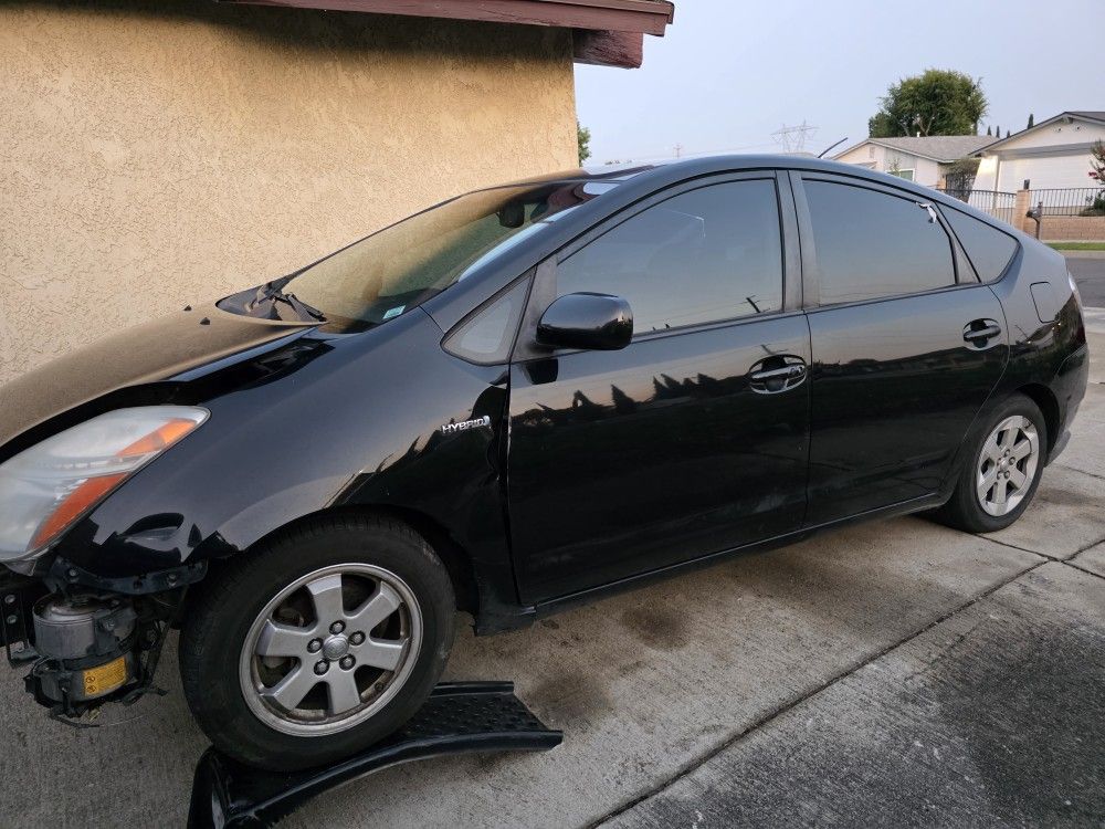 2006 Toyota Prius Hybrid Parts Or Hole Car