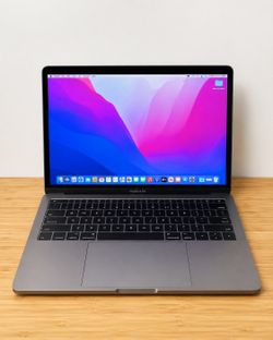 MacBook Pro 13” Space Gray 💻 Intel i5 ⚡ 8GB RAM / 256GB SSD✅1-Year Warranty + $0 Down Financing 💳Comes with Microsoft Word Excel, Final Cut & Logic