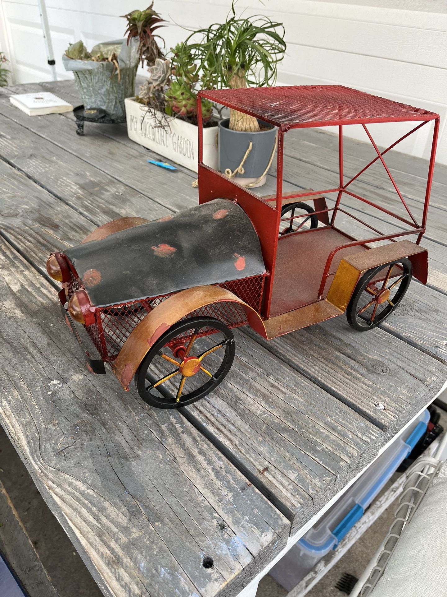 Metal Car $25
