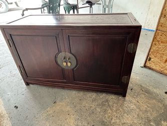 Wood cabinet