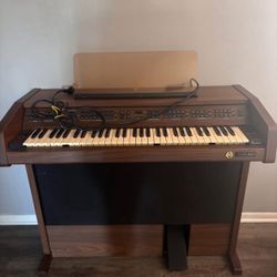 General Music Garnet Organ