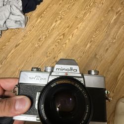Minolta SRT201 Camera Works 