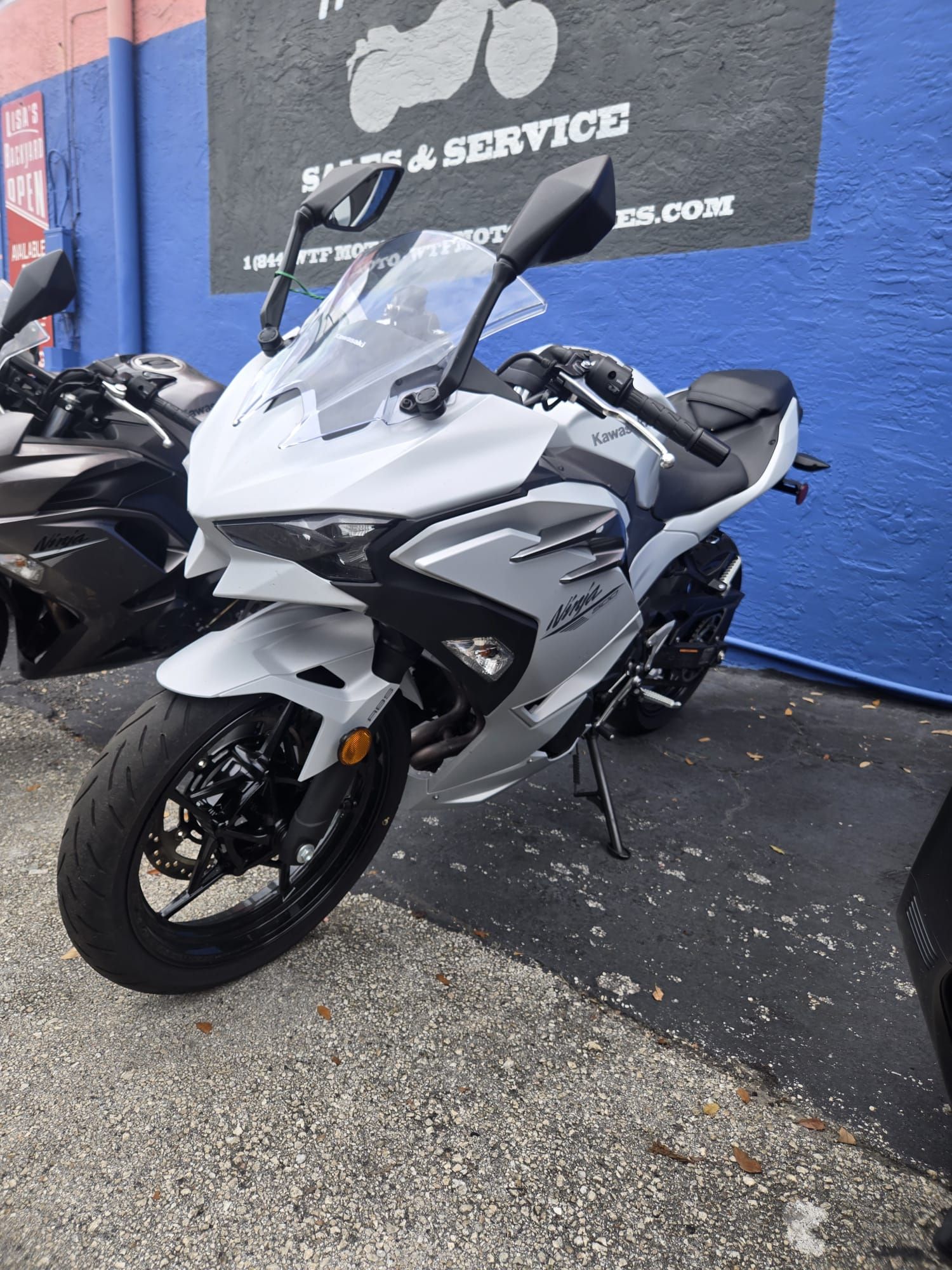 2025 Kawasaki Ninja 500cc