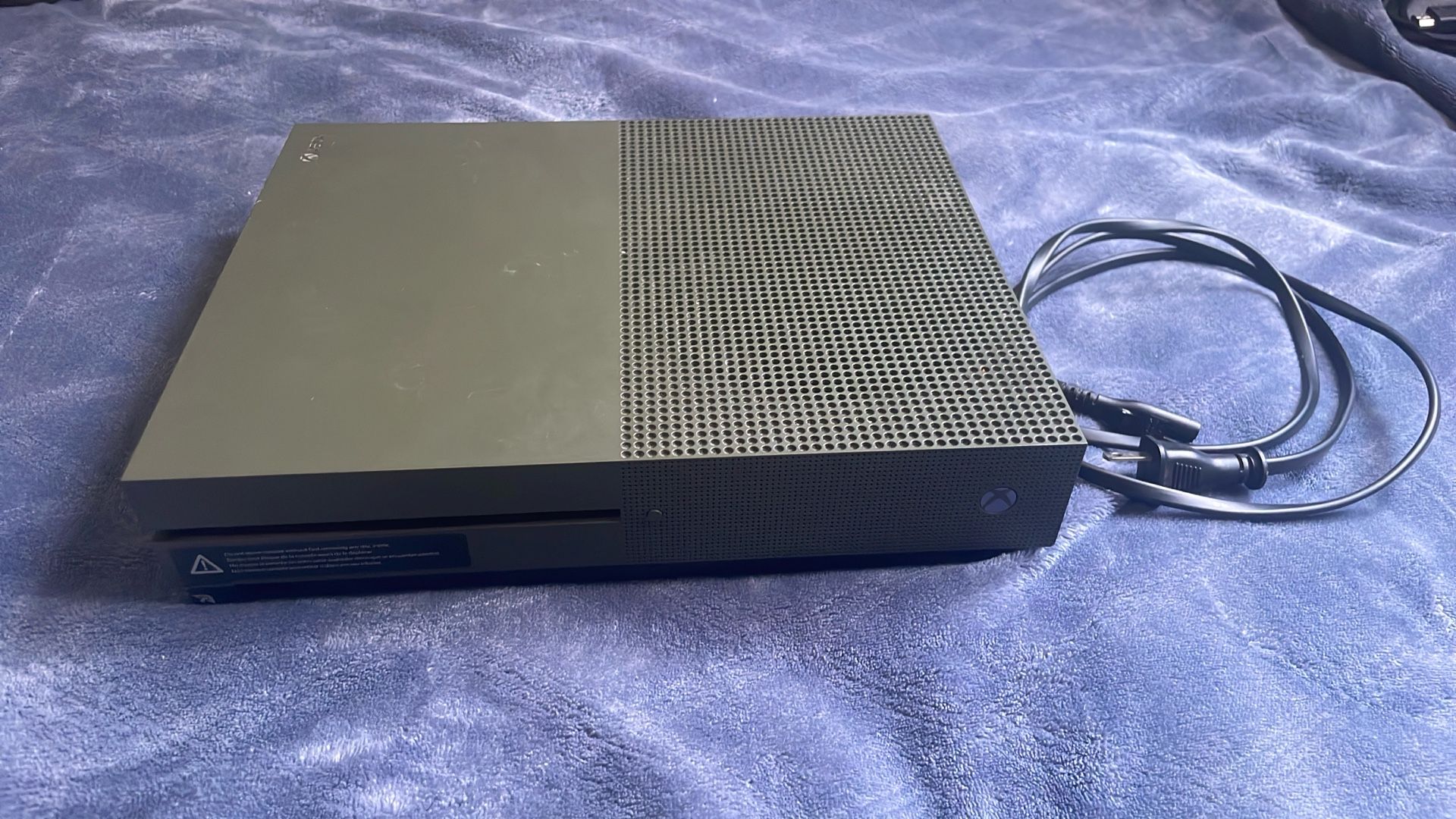 Xbox One S