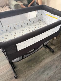 Baby Bassinet Bedside Sleeper