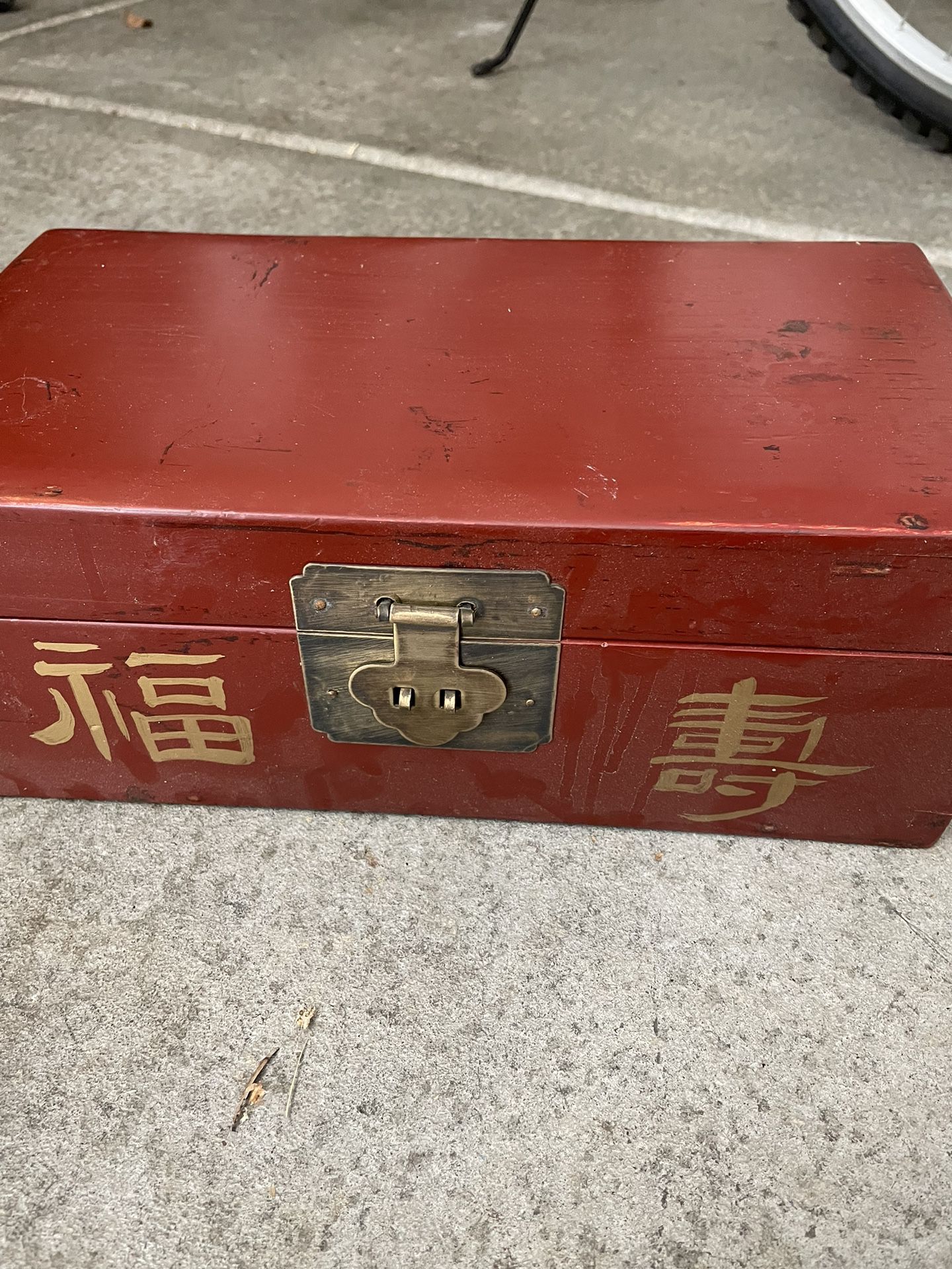 Cute Vintage Box