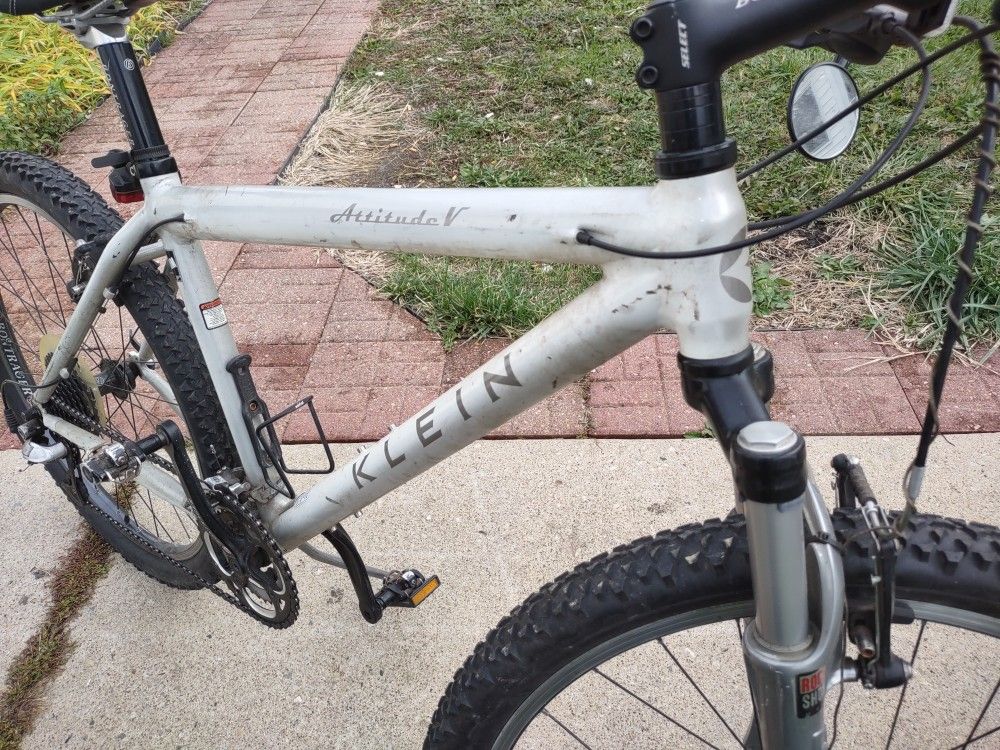 Klein Medium Size,27 Speeds