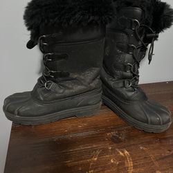 Girls Cat&Jack Black Boots Size 2