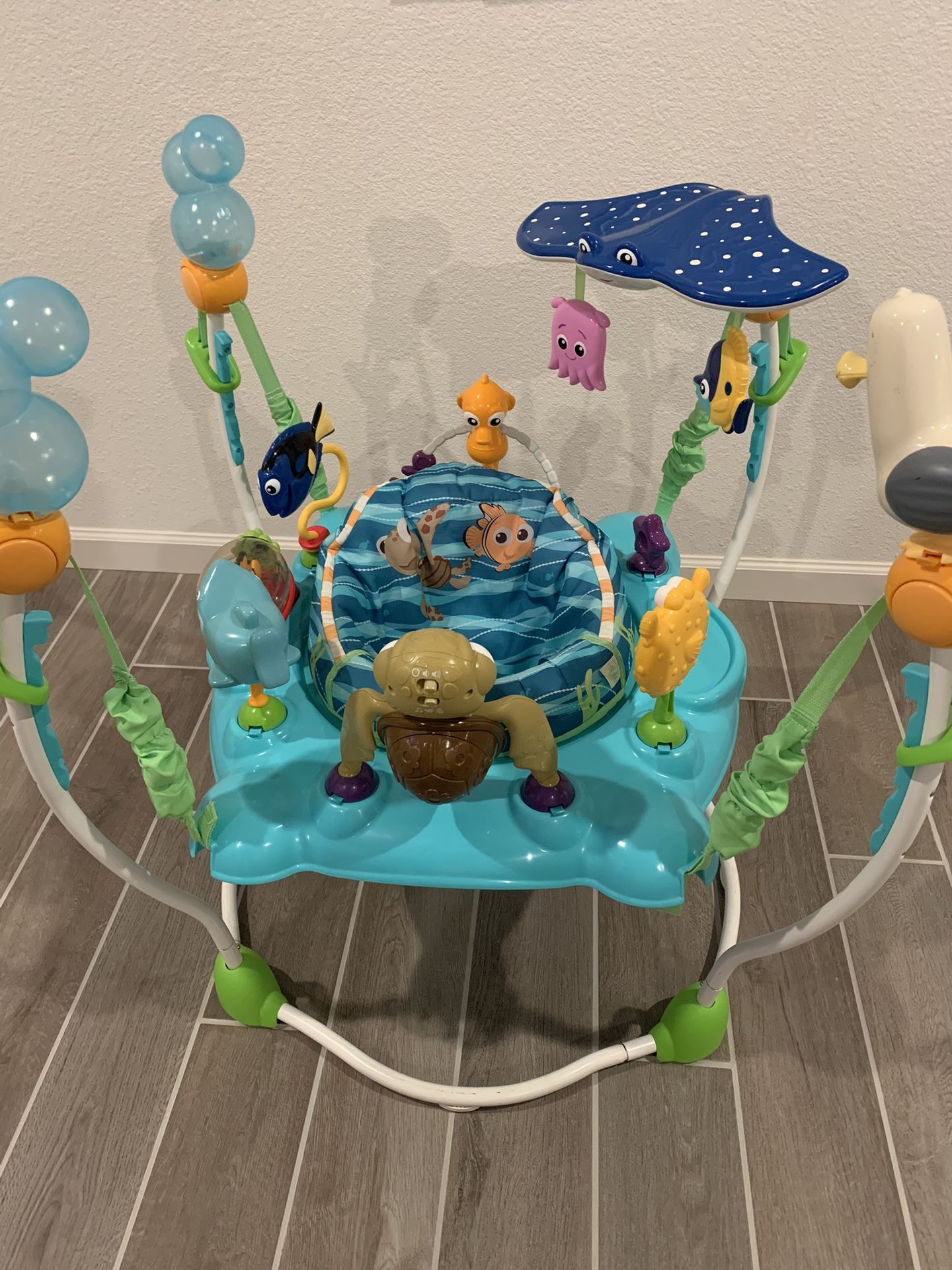 Bright Starts Disney Baby Finding Nemo Sea of Activities Baby Activity