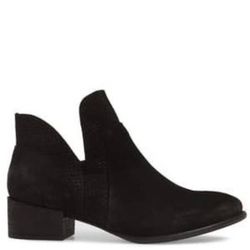 NIB Seychelle’s Dwelling Ankle Booties in Black Suede, Size 6.5