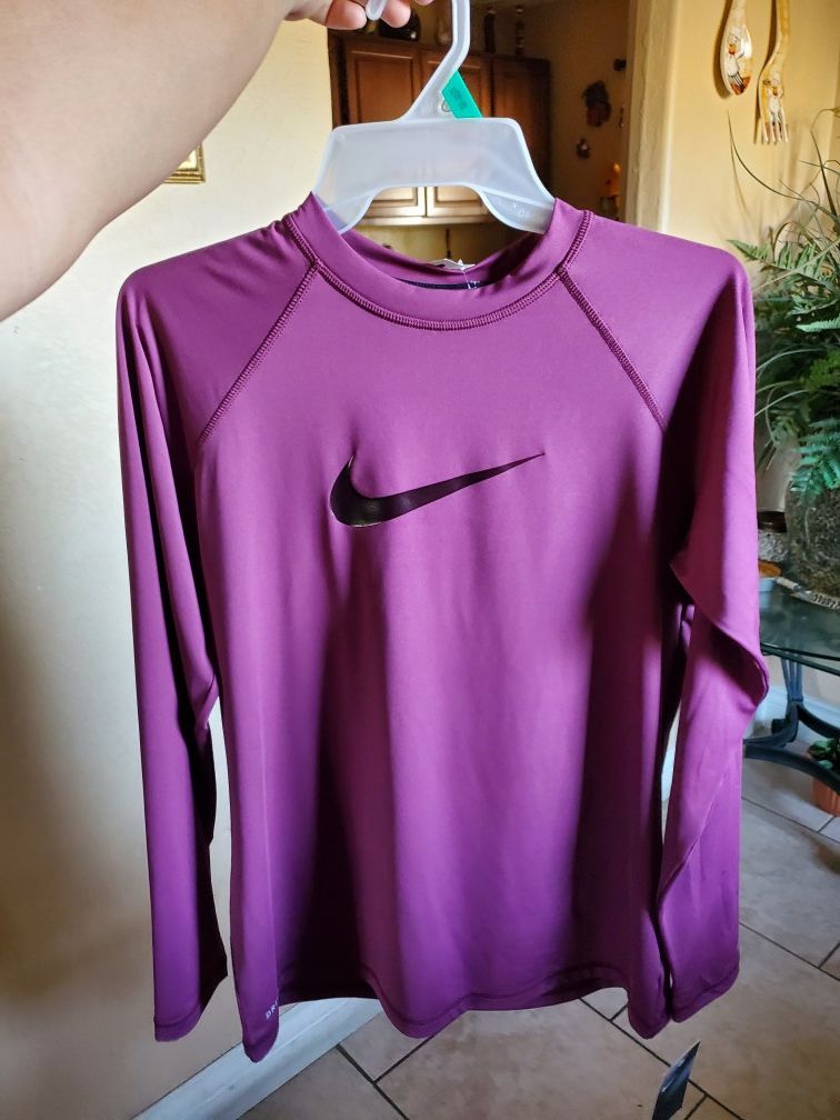 Nike long sleeve
