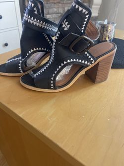 Heeled Shoes