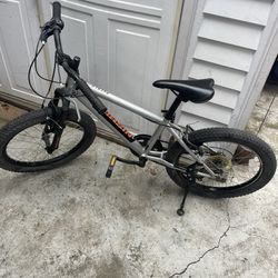 Pueblo 20’ Mountain Bike (kids) 