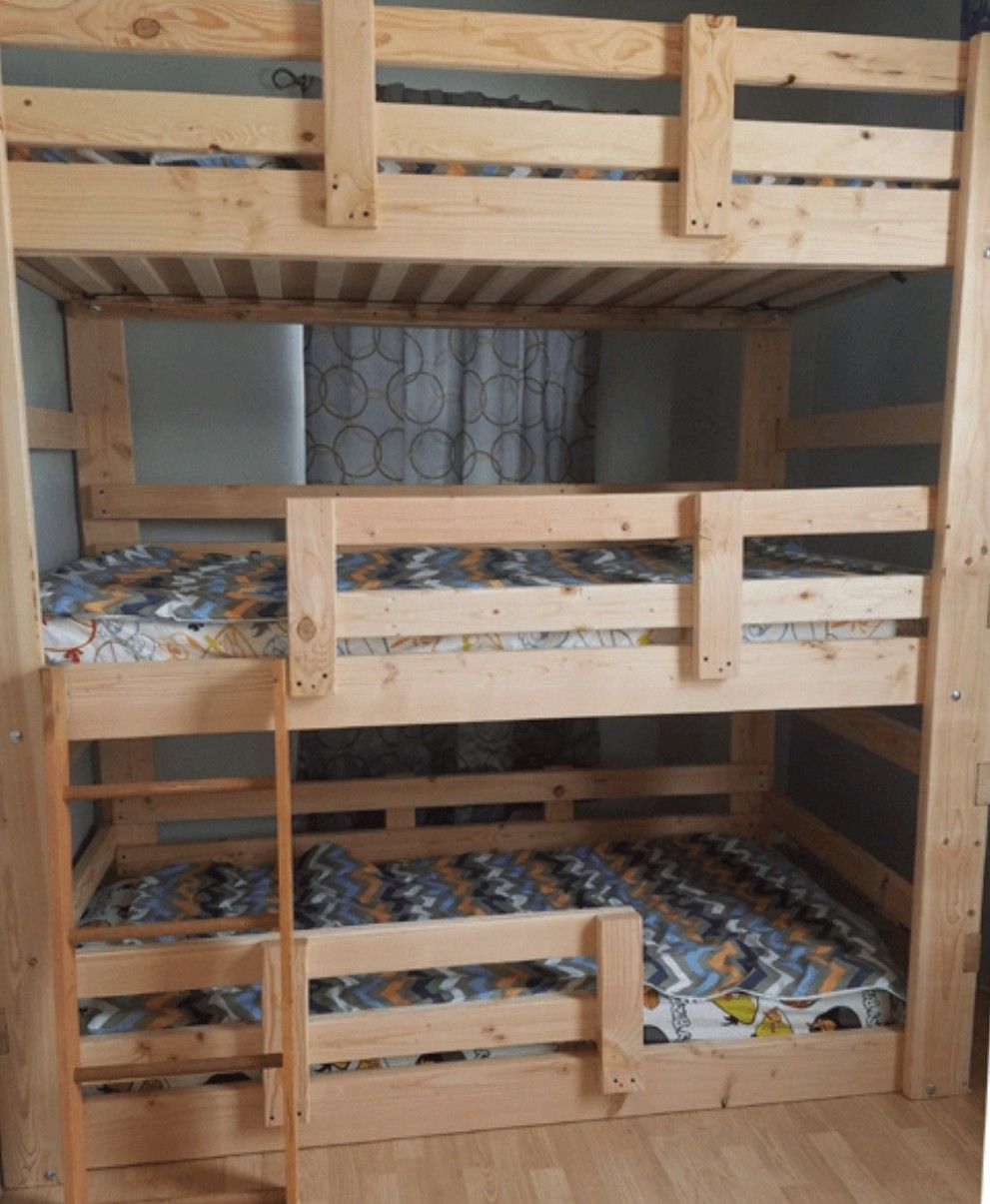 Triple bunk beds