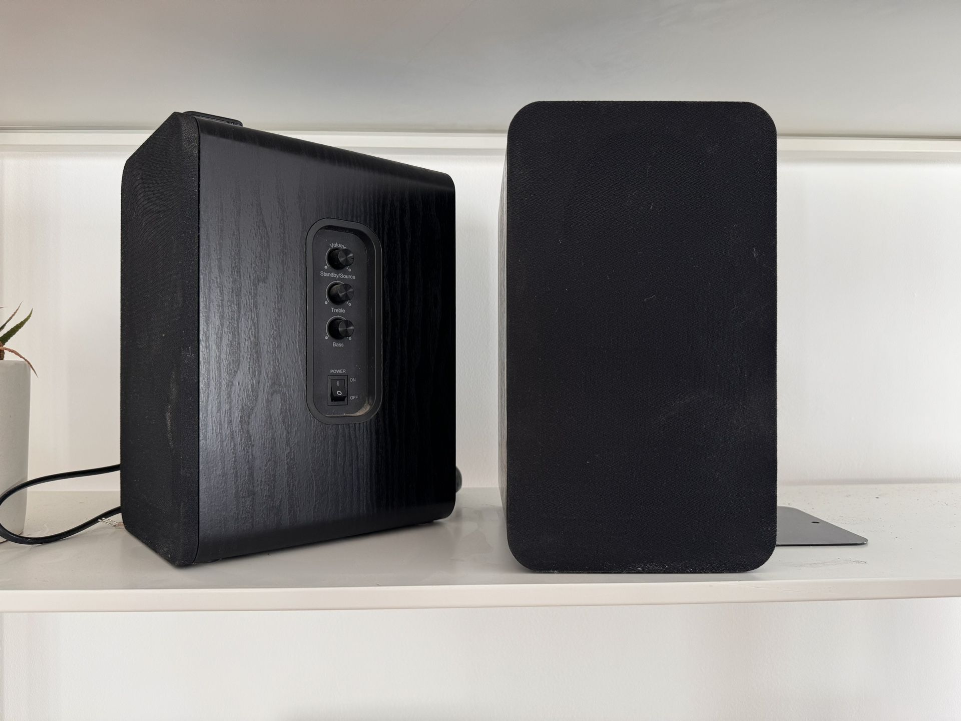 Insigniaâ„¢ - 25W Bluetooth Bookshelf Speakers (Pair) - Black