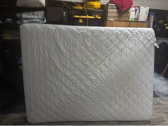 Queen Mattress Plus Box Spring Great Condition