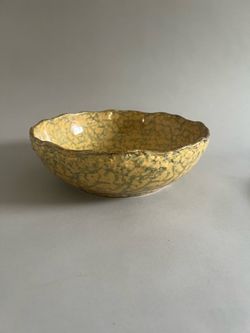 Antique Ohio Yellowware Spongeware Fruit Bowl