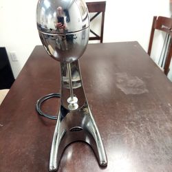 OSTER,  VINTAGE MILK SHAKE MACHINE.  in  Perfect Condition. 