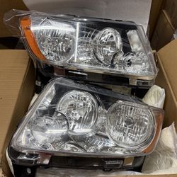 Pair Headlights Assembly 2011-2013 Jeep Grand Cherokee 2011-2017 Compass Halogen Headlamps Driver Passenger Side