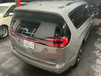 2021 Chrysler Pacifica Hybrid